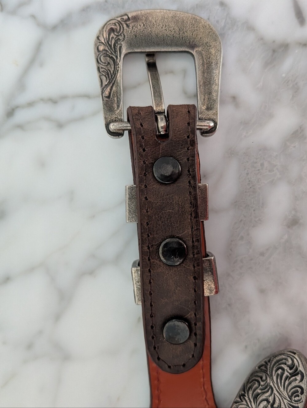 Lucchese Men's Chocolate Mad Dog Goat 1¼" Tapered Down To 1" Belt Size 40 - Picture 12 of 12